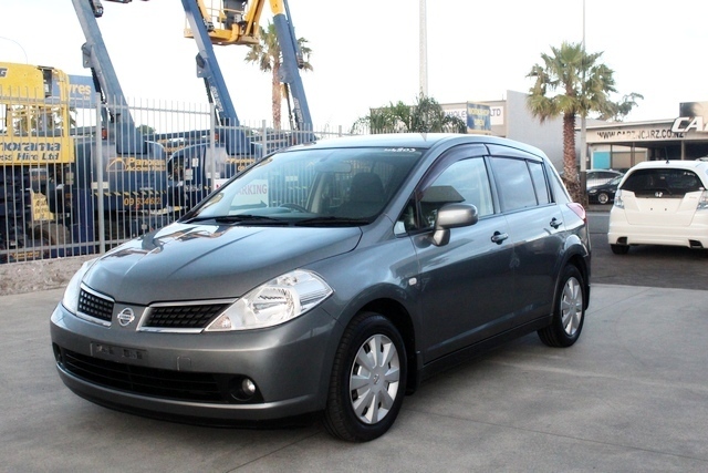 Nissan tiida 2006 owner manual #10